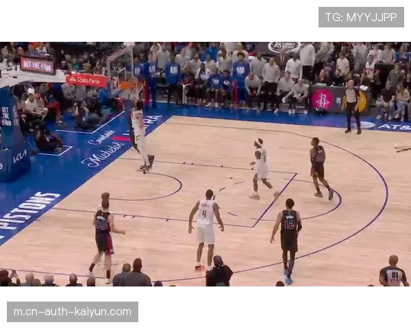 杜伦抢断前犯规漏判让骑士 丧失领先优势被拖入加时赛